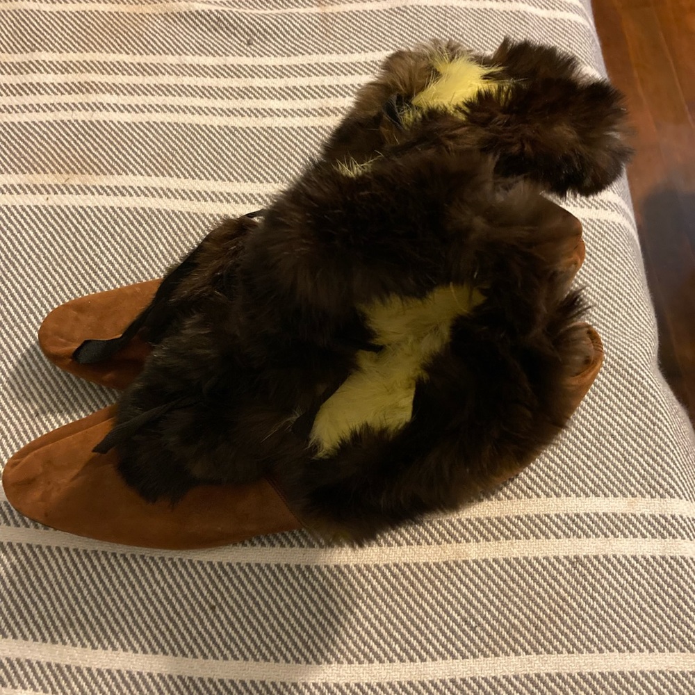 Antique calf suede fur lined boots size 8